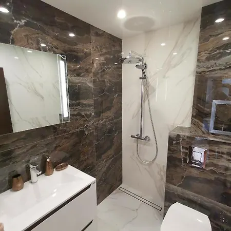 Center Lux Варна